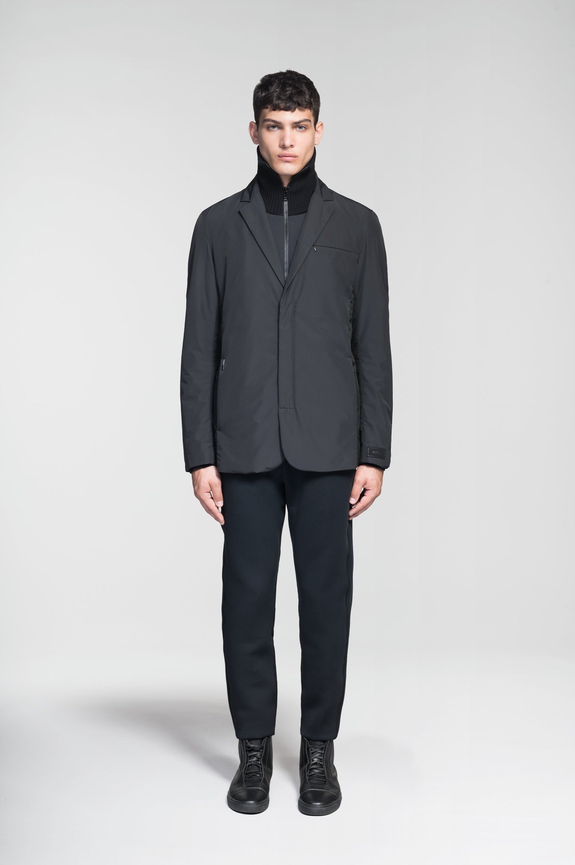 Cody Men's Tailored Travel Blazer / Black / L Cody Men's Tailored Travel Blazer / Black / L