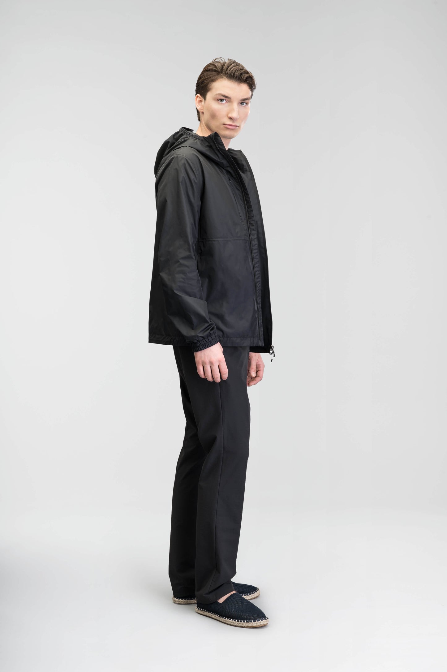 Onyx in Black