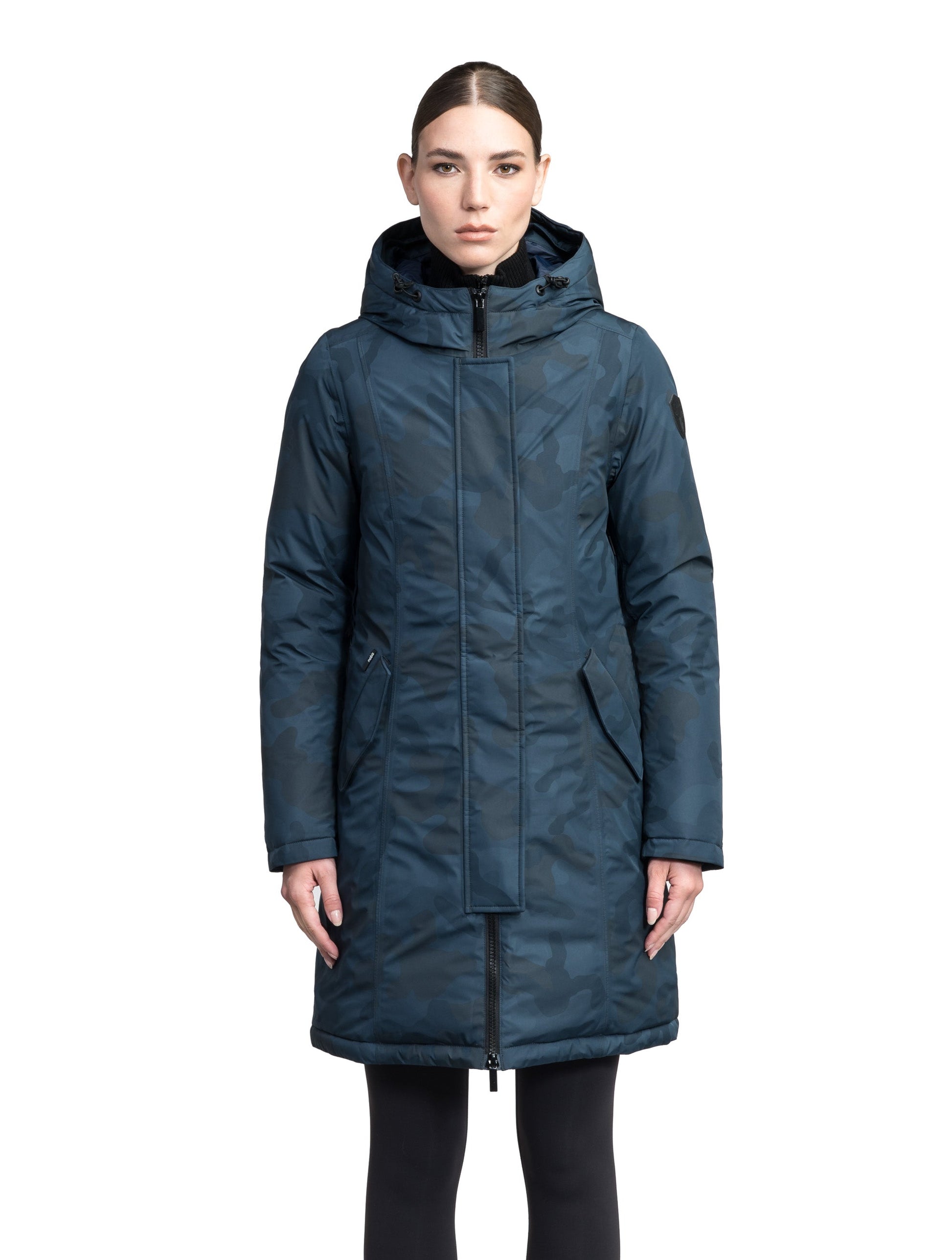 Ladies thigh length down-filled parka with non-removable hood in Navy Camo