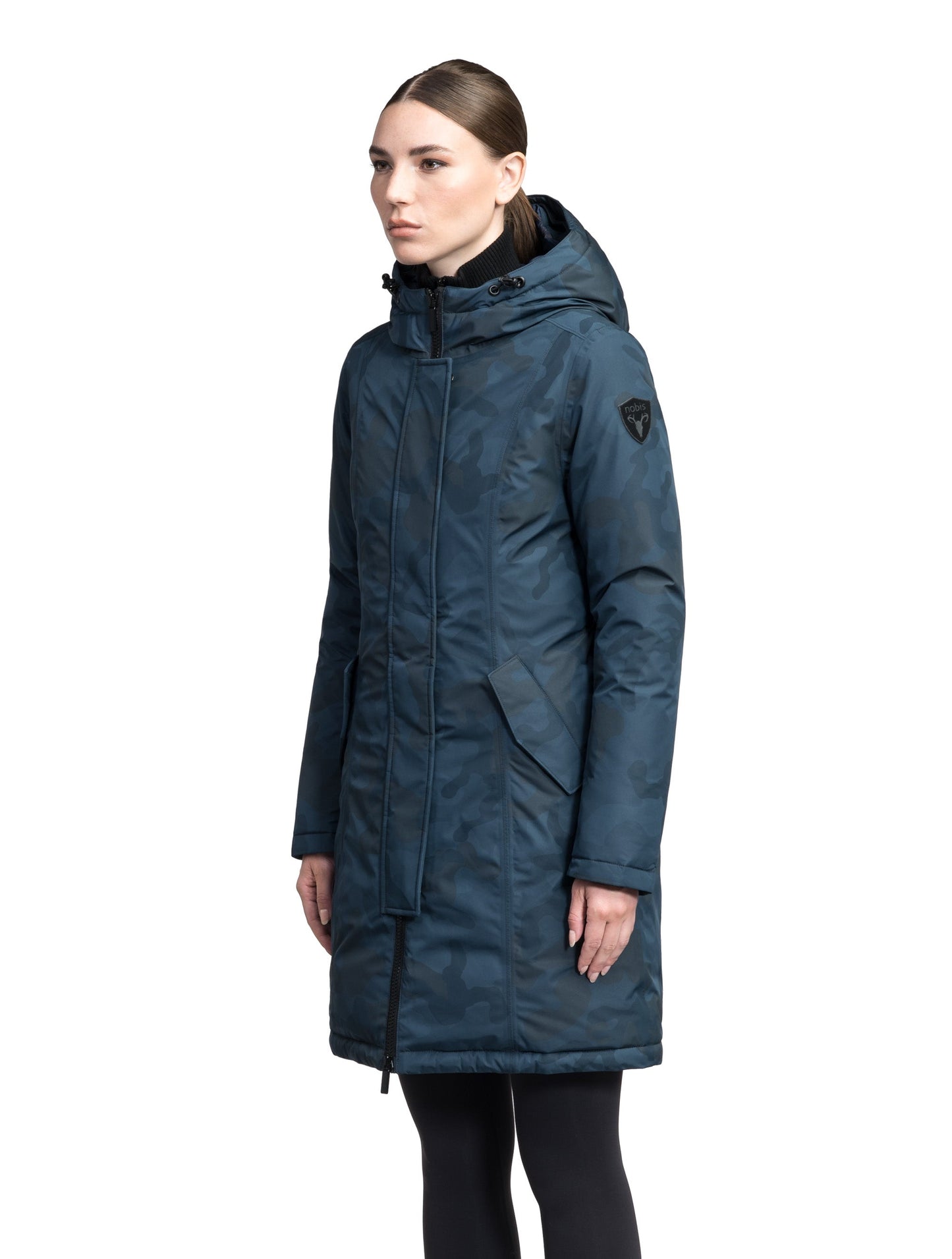 Ladies thigh length down-filled parka with non-removable hood in Navy Camo