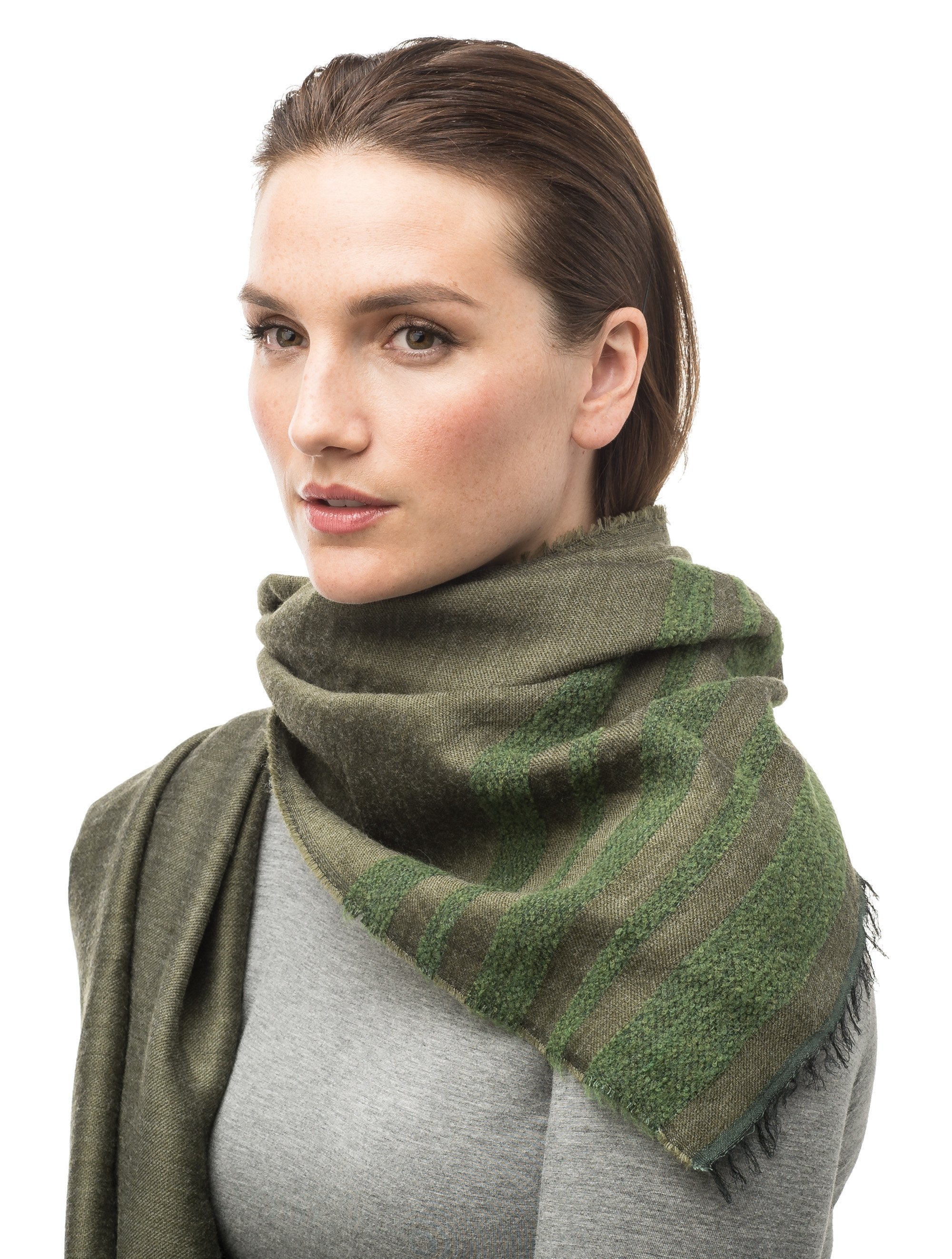 Sloan Woven Scarf – Nobis - US
