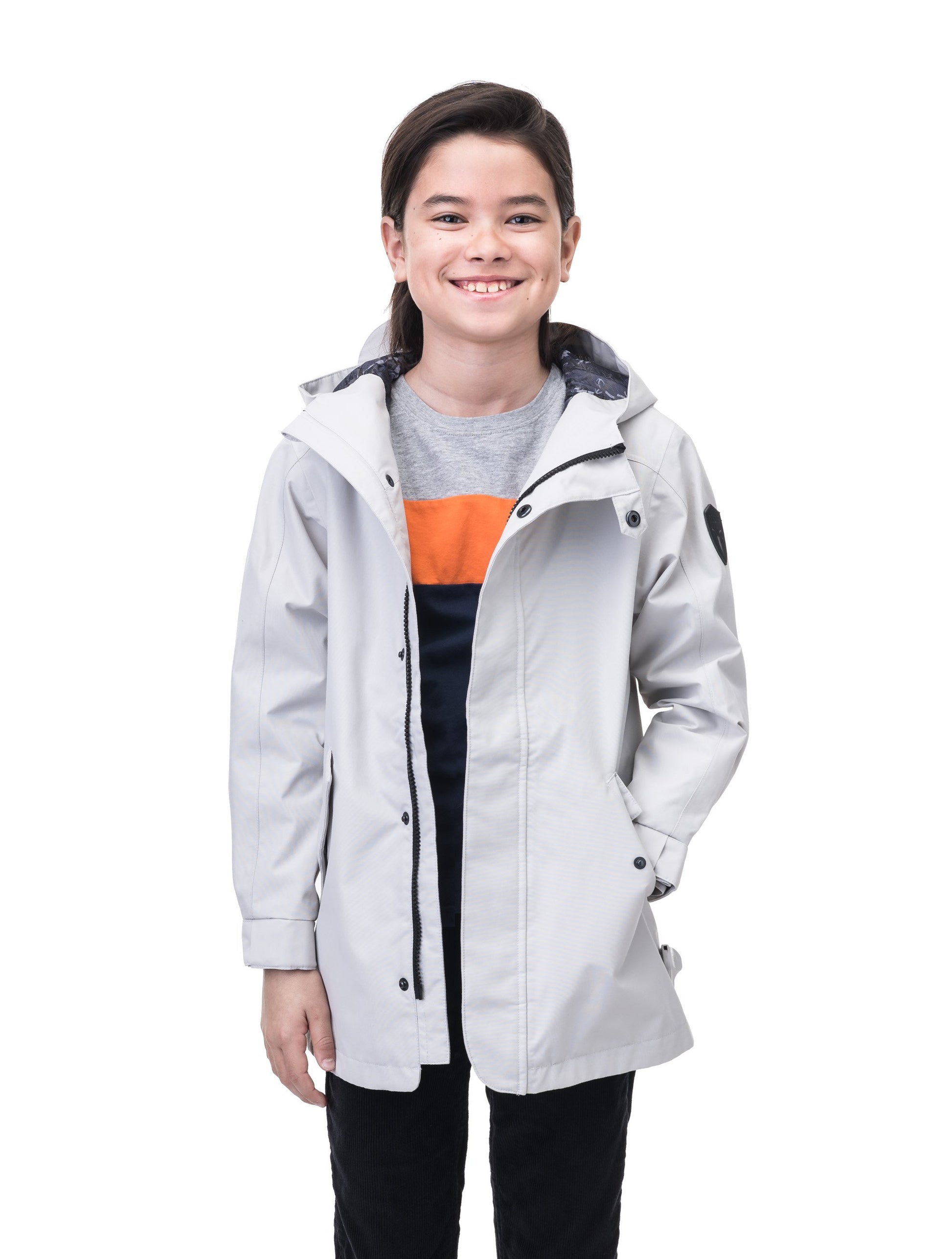 Kids' hip length raincoat with hood in Lt Grey