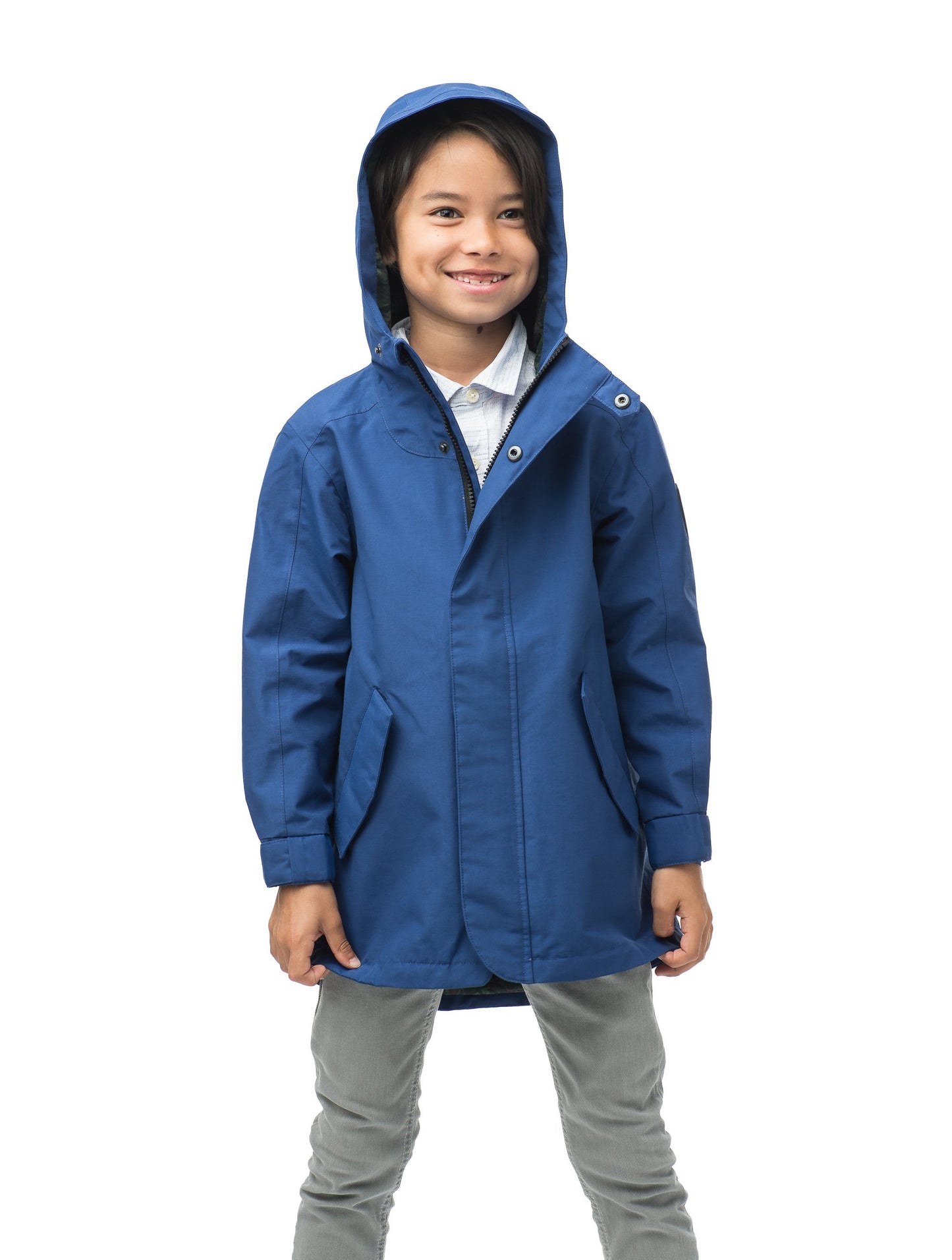 Kids' hip length raincoat with hood in Royal